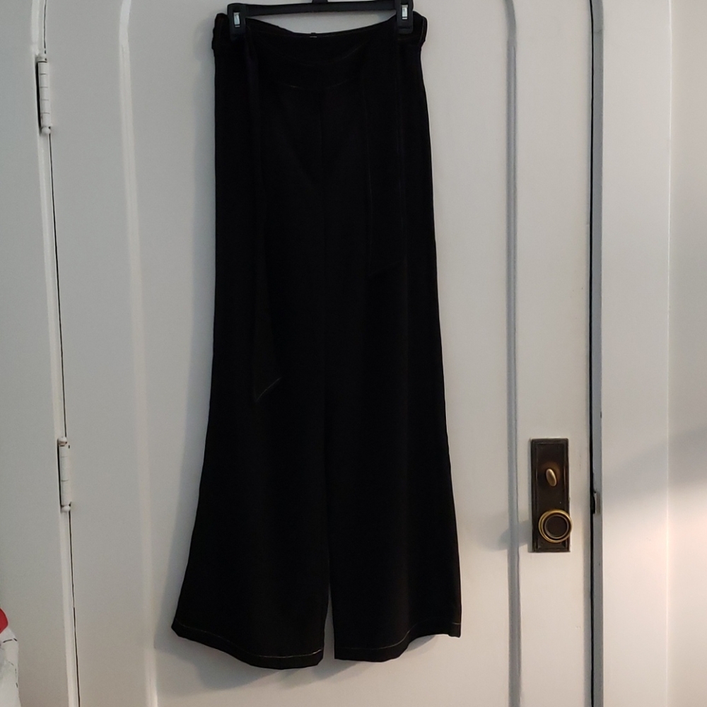 Black high waisted pants
